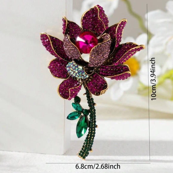 Pink Crystal Flower Brooch / Pendant 🌸✨ - Picture 5 of 9